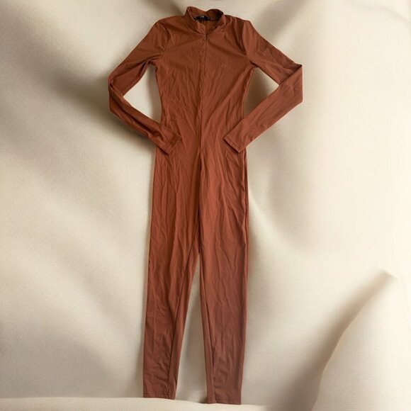 LA FOI Light Brown Tan One Piece Stretch Jumpsuit Size Medium - Picture 1 of 9